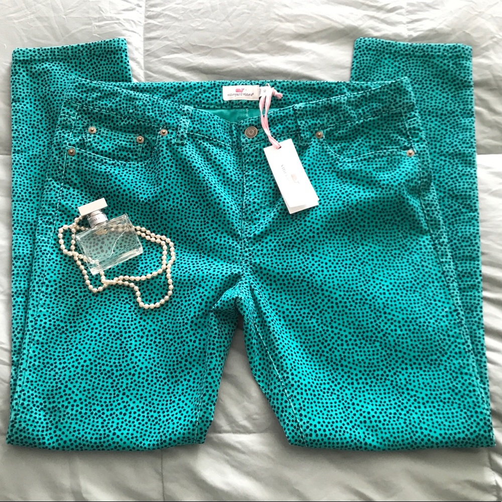 NWT Vineyard Vines Cords Sz 12